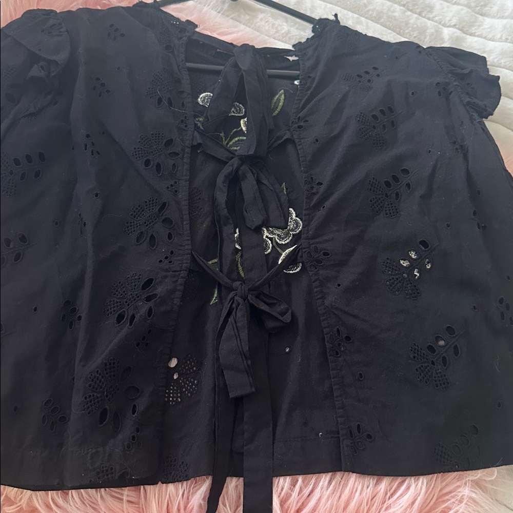 Floral Embroidered Cotton Top - Picture 6 of 6